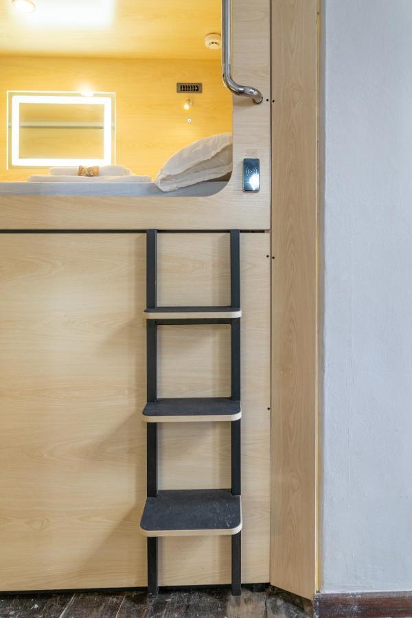 Hostelit, Capsule Hostel Санта-Круз-де-ла-Пальма Экстерьер фото