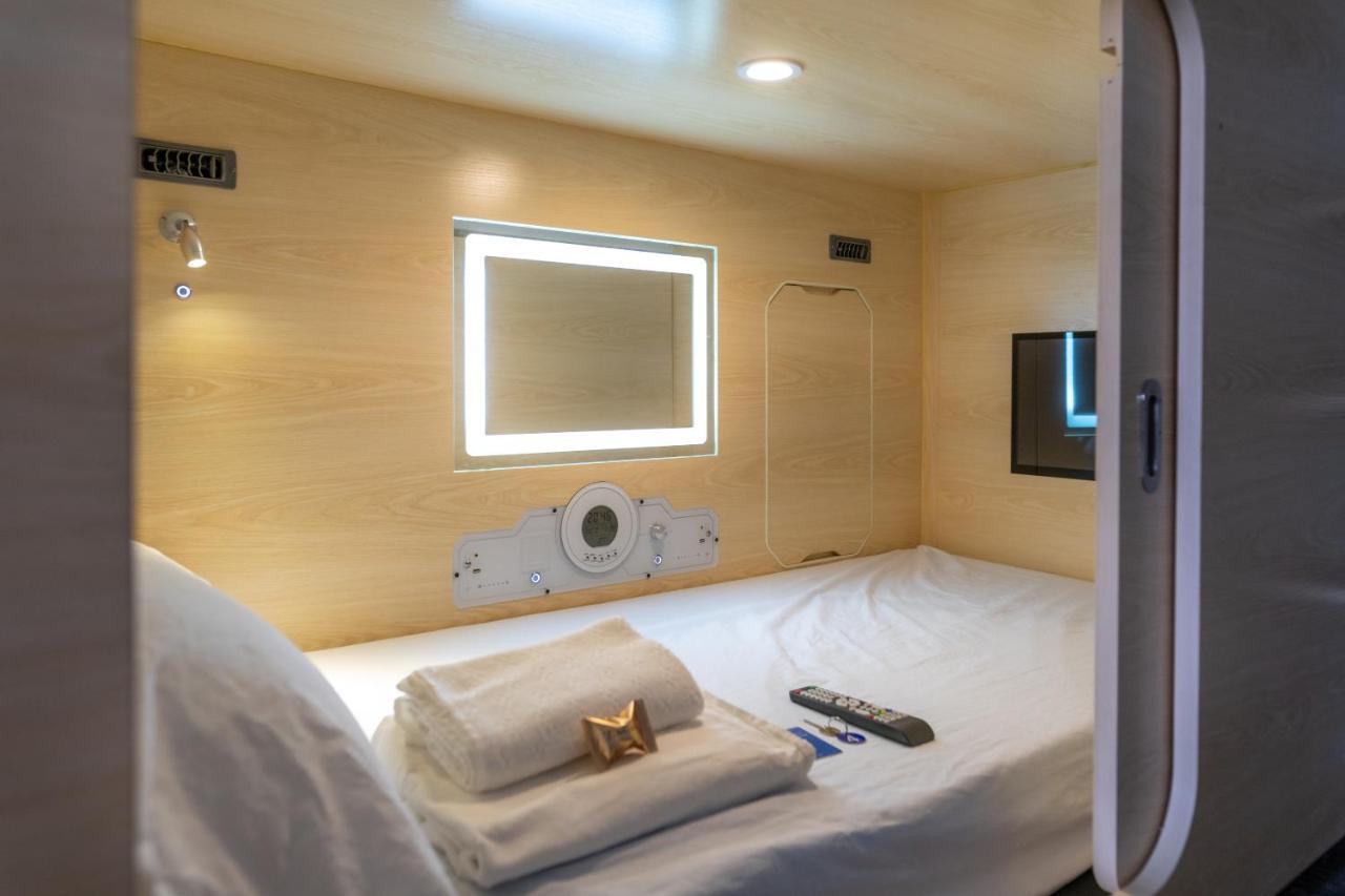 Hostelit, Capsule Hostel Санта-Круз-де-ла-Пальма Экстерьер фото